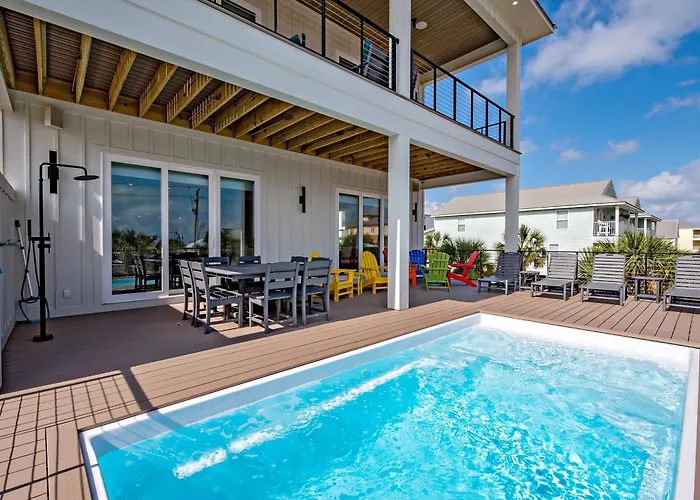 Holiday home Sippin On Sunshine House With Private Pool *